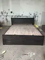 New double bed in rajiv chowk.