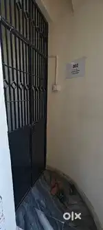 2bhk Pent house Main road Corner Property
With Terrace