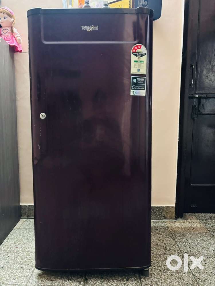 190 liter Whirpool refrigerator in excellent condition