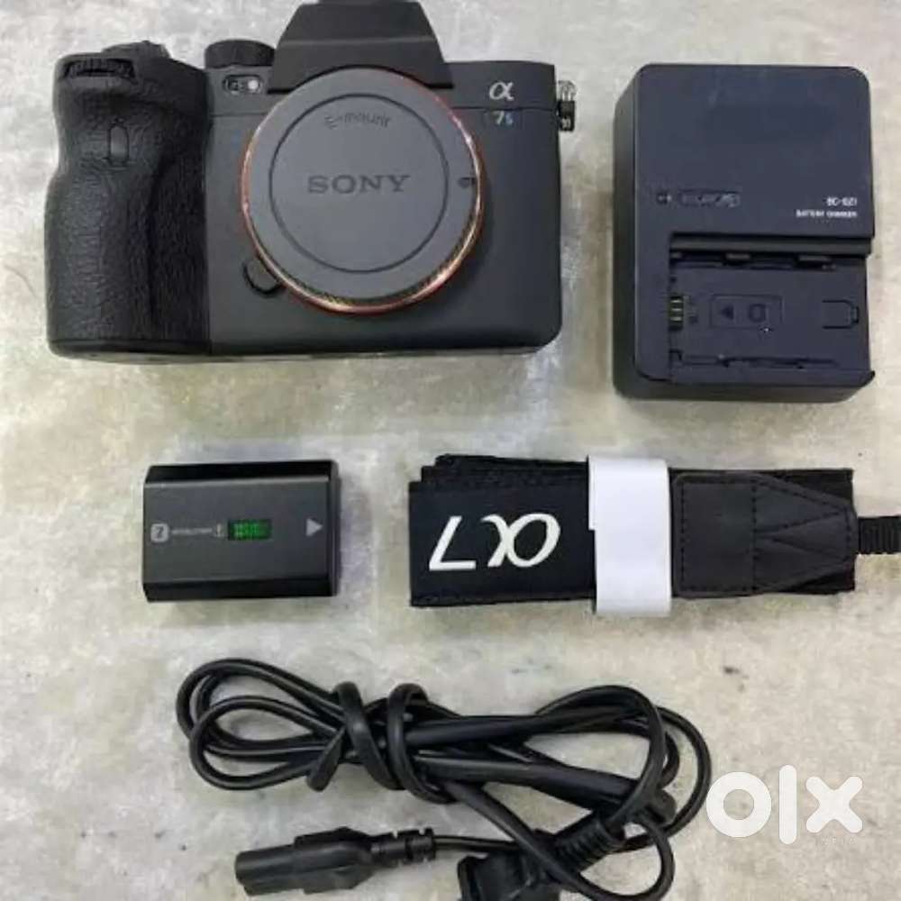 Sony A7Miii camera ( Body)