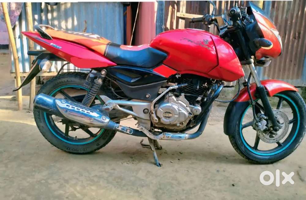 Pulsar 150