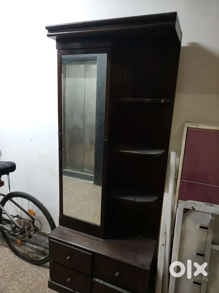 Dressing, sati and shoe rack