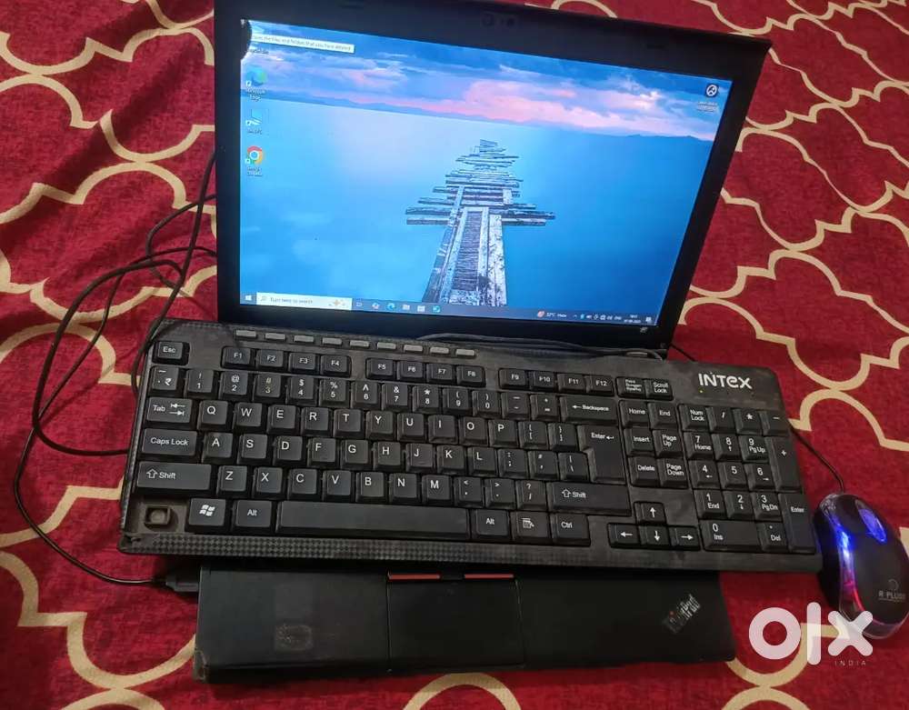 Lenovo x220i  laptop( Screen pr halke nisan aur kybord not working