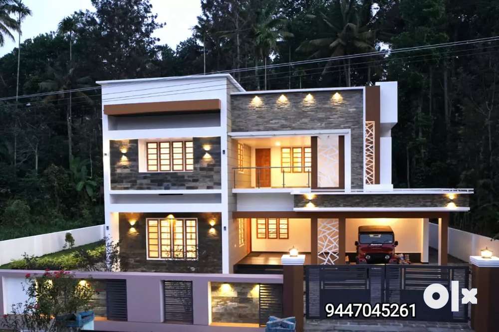 LUXURIOUS RESIDENTIAL BUILDING FOR SALE OR EXCHANGE NEAR KATTAPPANA