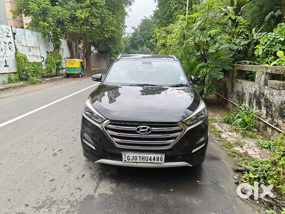 Hyundai Tucson top model 4x4 diesel  at