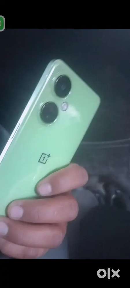 Charger ke sath me hi 8 /128
