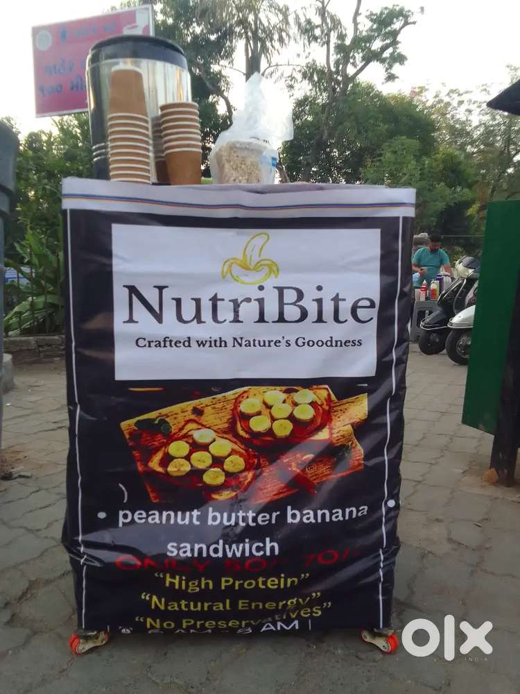 Mini Food cart with thier waterproof colour and extra one pack of tyre