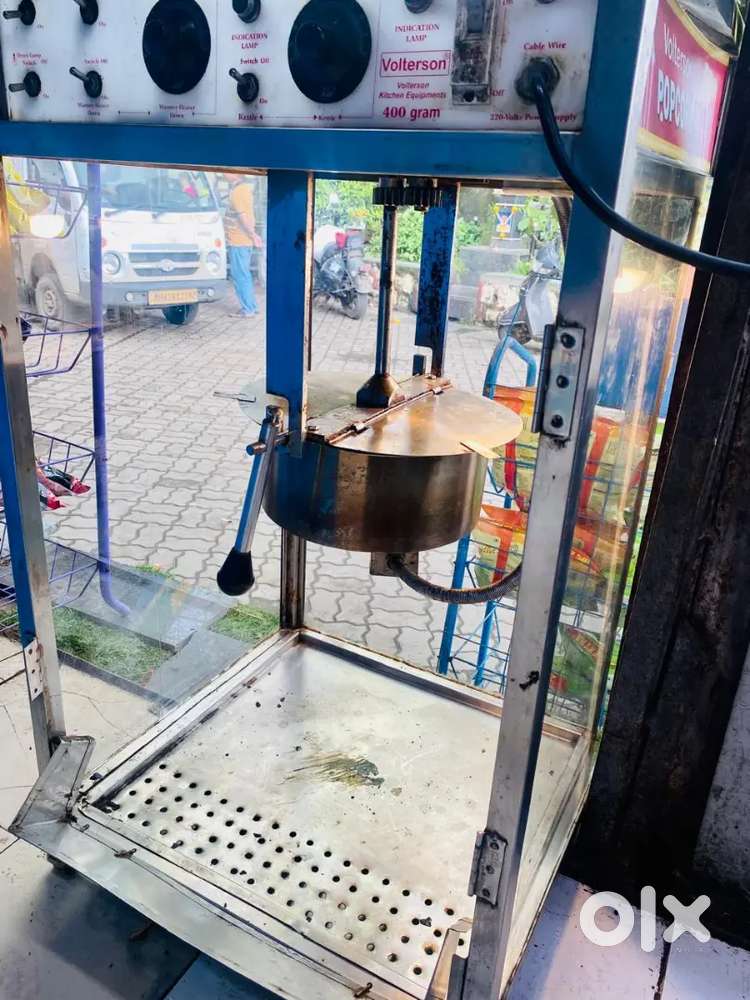 Popcorn  machine