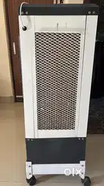 Water cooler with honey comb and wheel stand