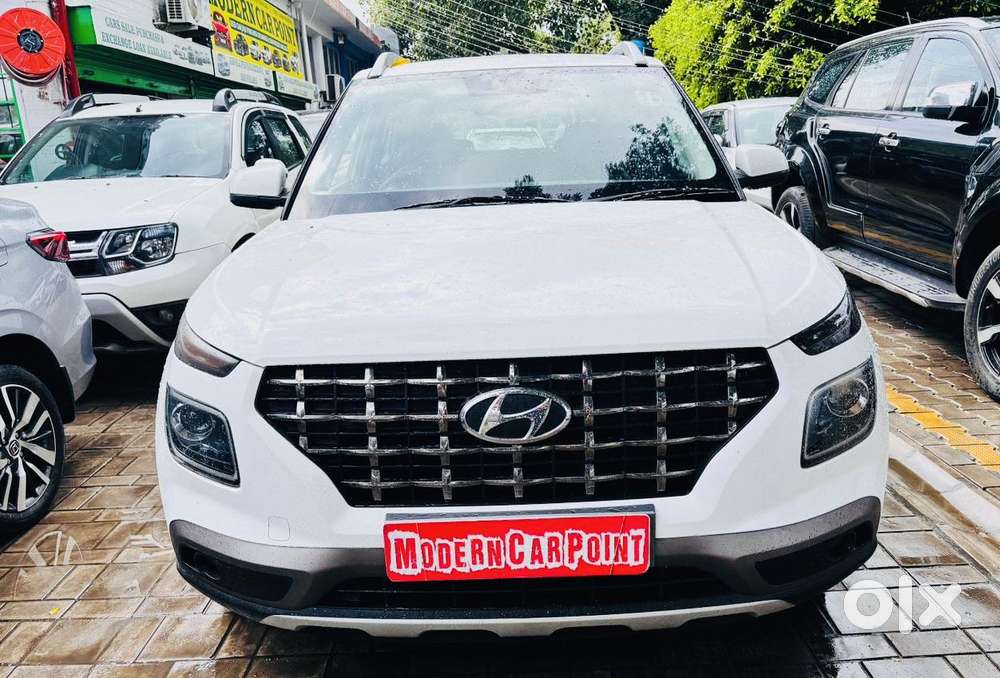 Hyundai Venue SX Dual Tone, 2020, Diesel