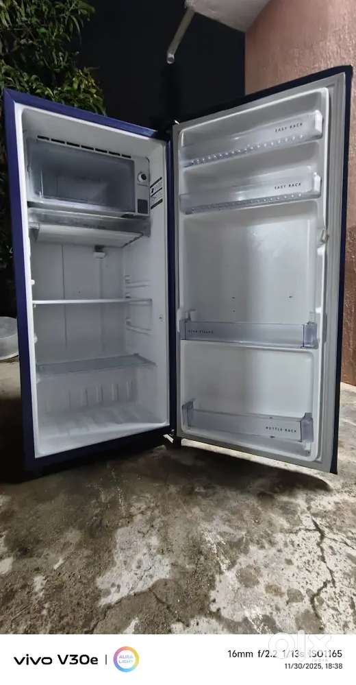 Whirlpool 180L fridge for sale with box only 1 year used .