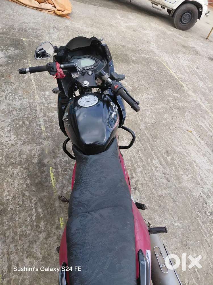 Pulsar 220F for Sale