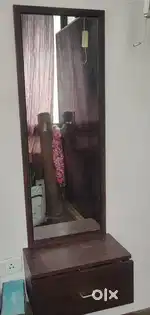 Dressing Mirror with Drawer