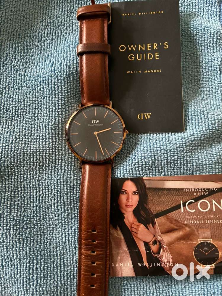 Original Danial wellington rose gold wrist watch