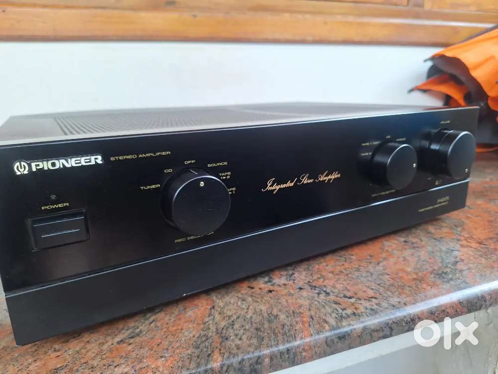 PIONEER stereo amp