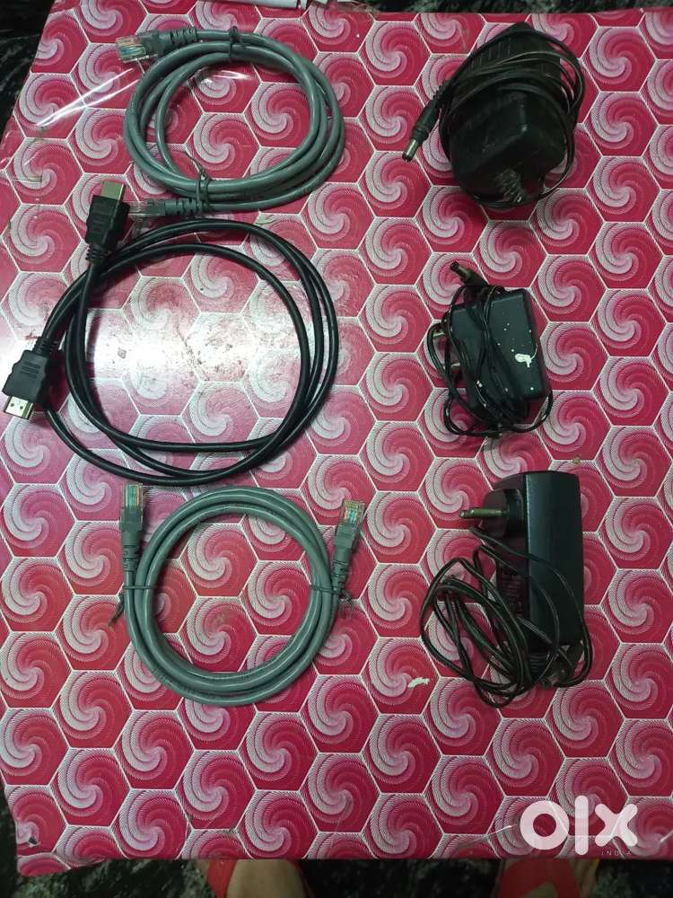 3 pices setup box charger 12w and one HDMI Cabel and 2 pices lighting