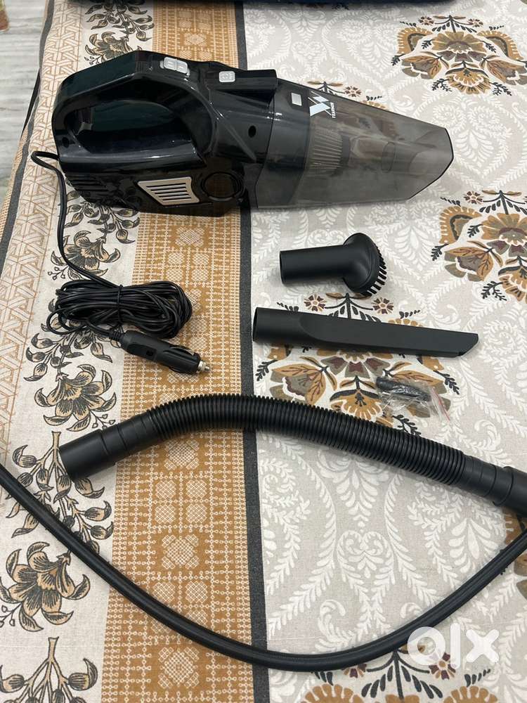 Car Vaccum Cleaner and tyre inflators with digital pressure bar