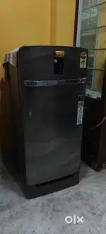Samsung Fridge and Semi Automatic Washing Machine for sale