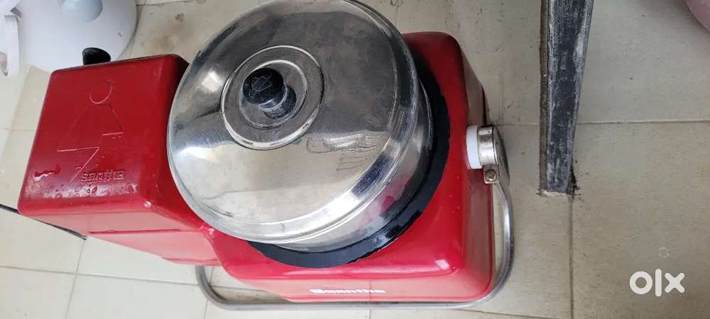 Santha tilting wet grinder.  In a very good condition