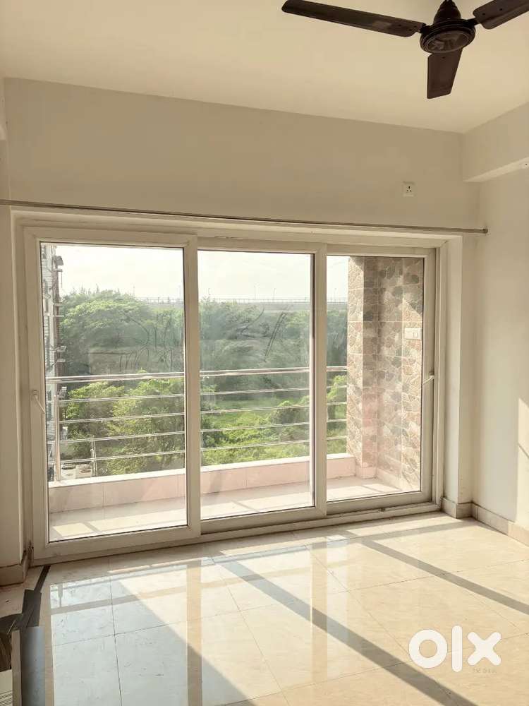 3bhk 1500sqft flat with two balcony with Car parking