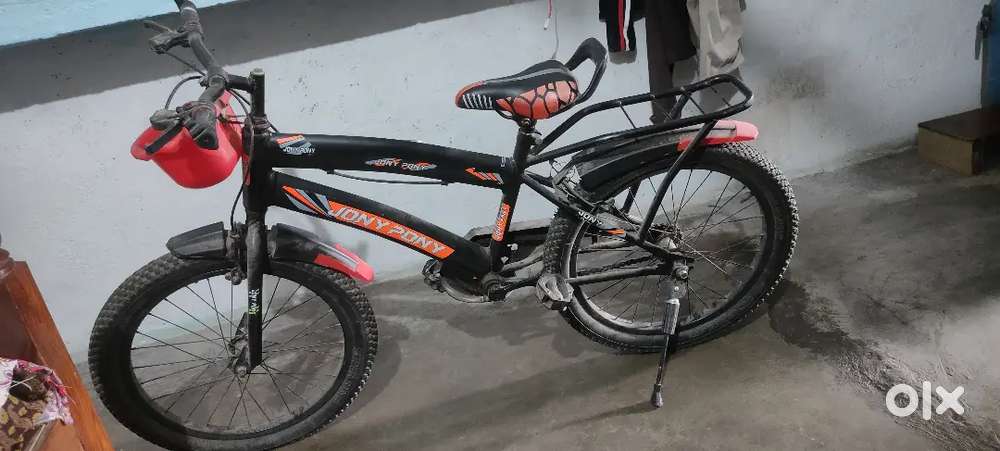 Bycycle 2200rupee