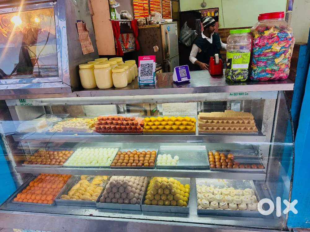 Sweets counter display