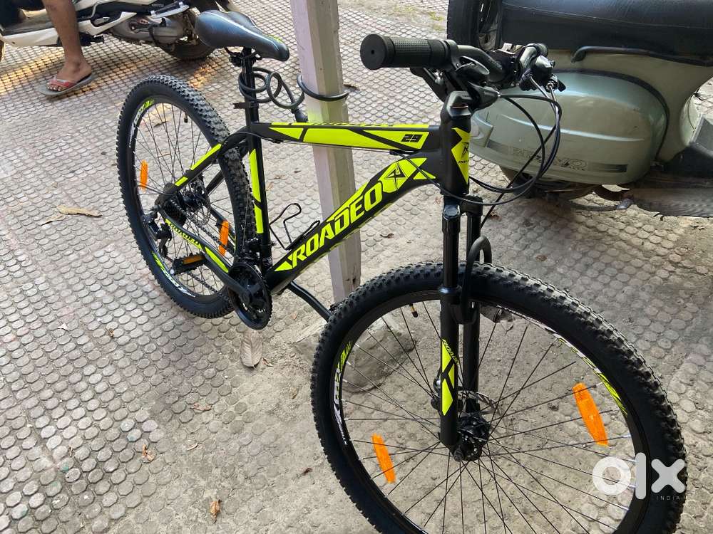 Hercules Bicycle \\ Roadeo Warcry 29T MTB 21 Gear