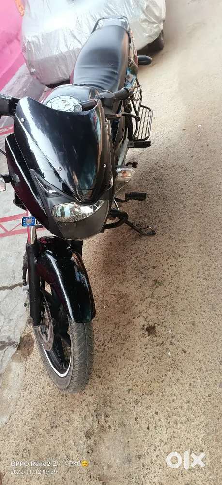 BAJAJ PULSAR 150