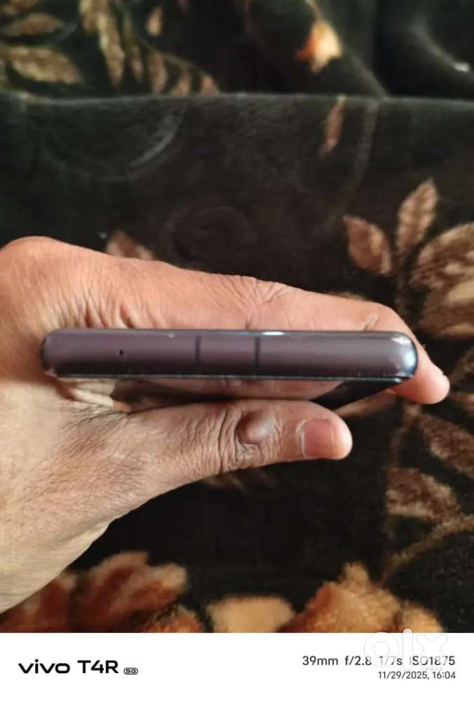 7A in good condition box available mobile available