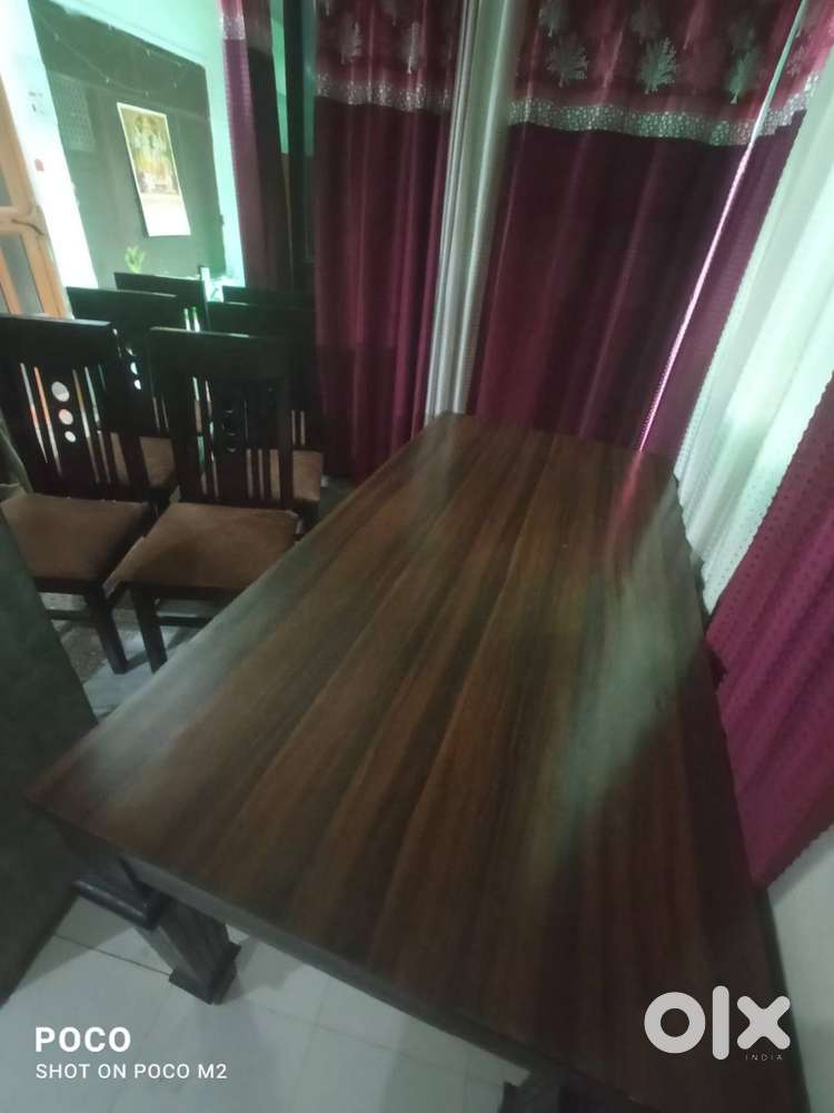 6 seater dining table