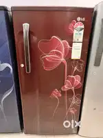 SINGLE DOOR FRIDGE AVAILABLE FOR SALE.