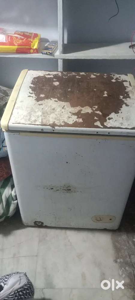 My shop will bi permanent closed so I will sell my fridge