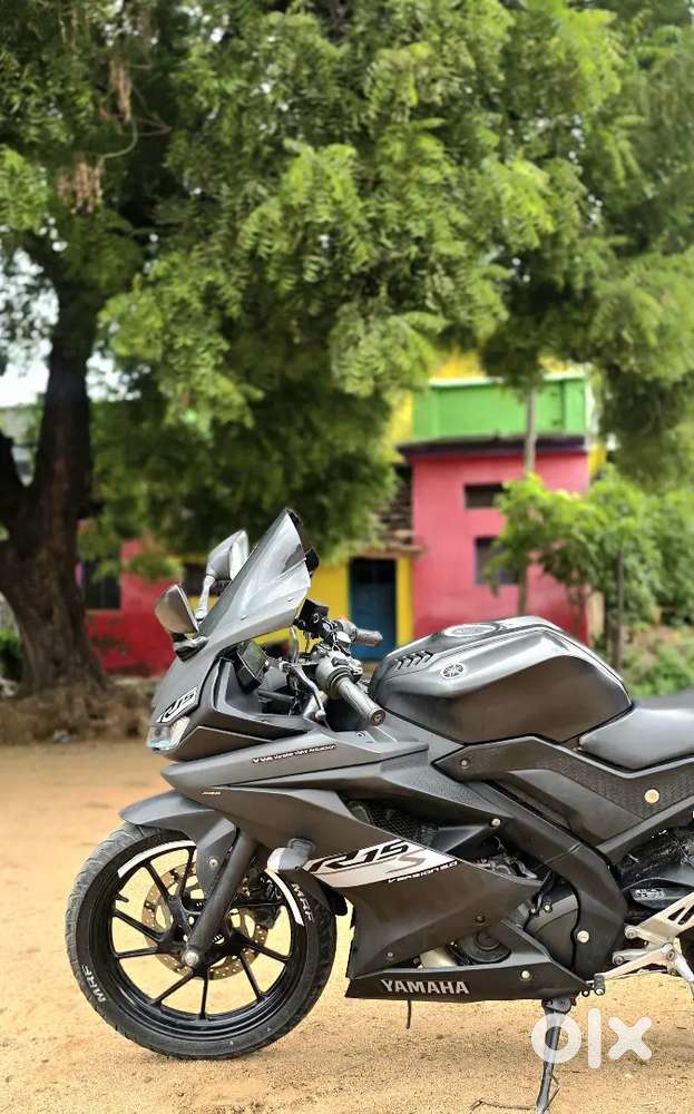 Yamaha R15 V3 S ABS