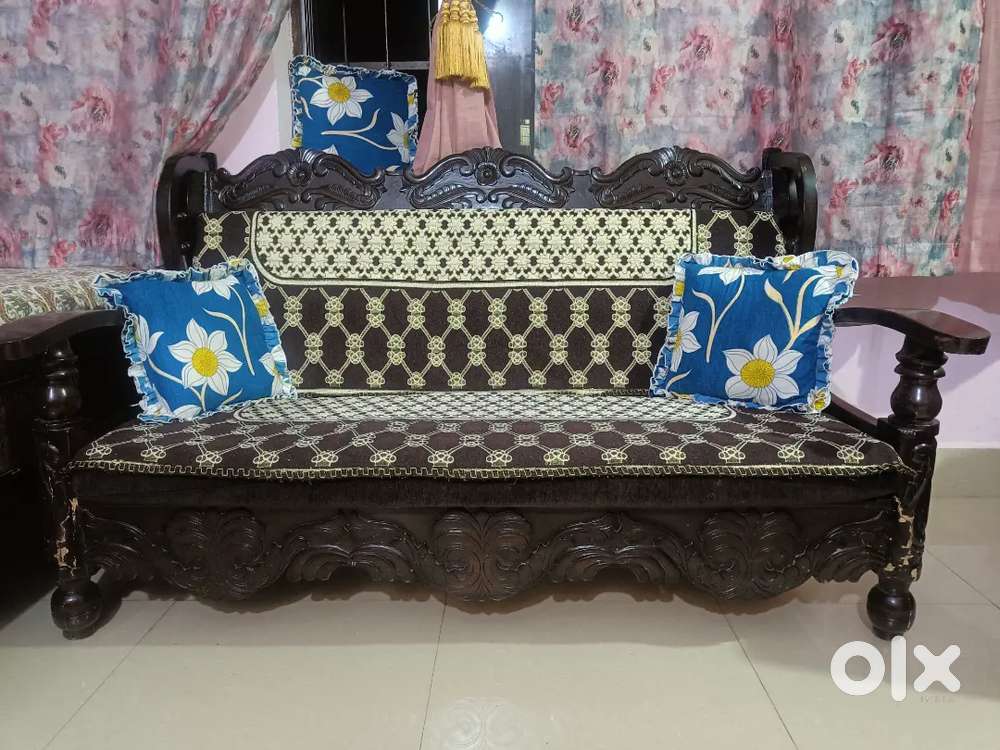 5 Seater Teak wood Sofa Set