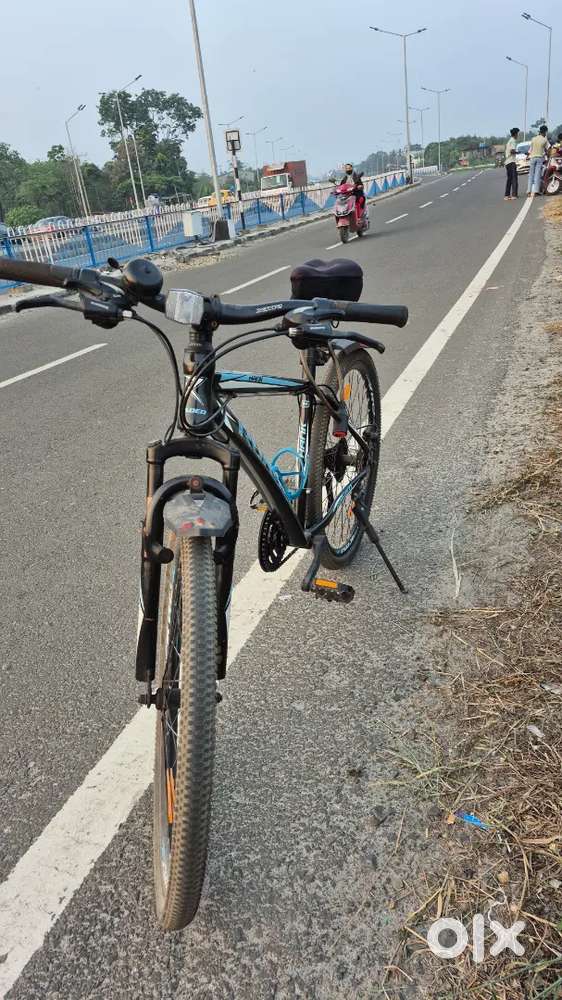 Hercules Hank MTB with Shimano 21 gears!