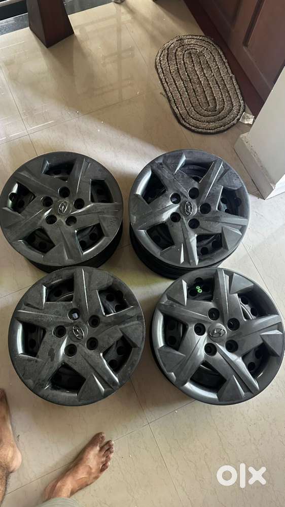 Alloy wheel 15 inch