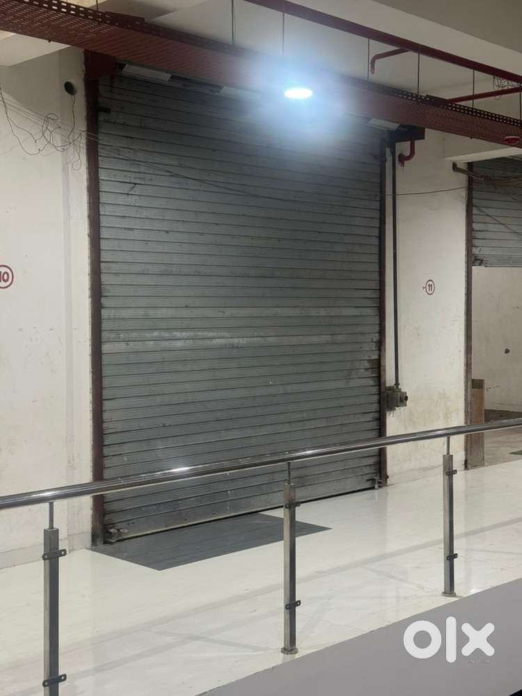 Opposite Bobina Hotel