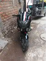Pulsar 220