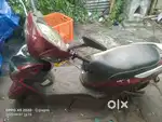 Kinetic zoom e-scooty