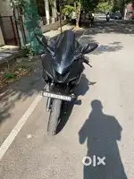 R15  V3 Black