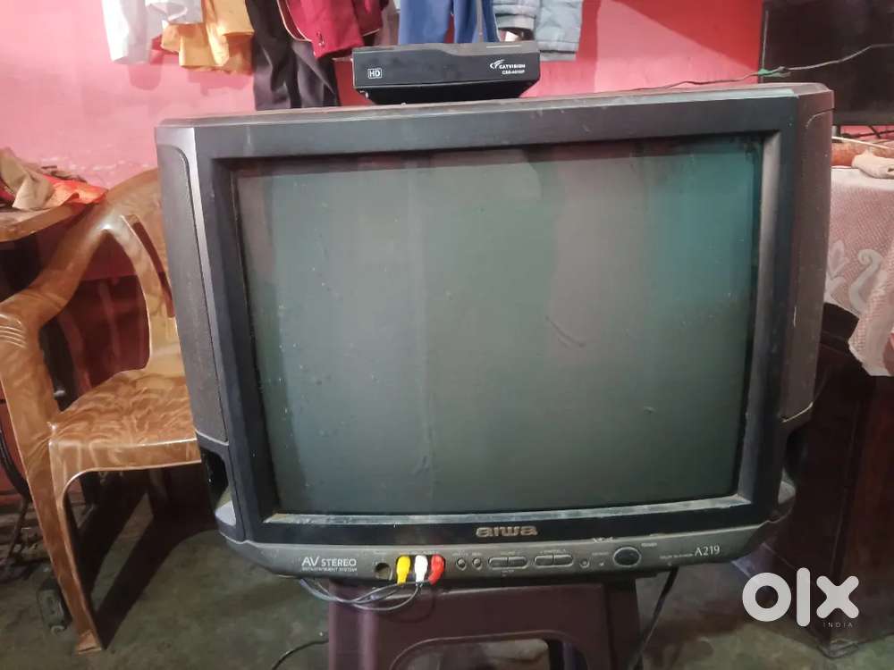 Aiwa CRT TV fully working condition in buld working speakers
