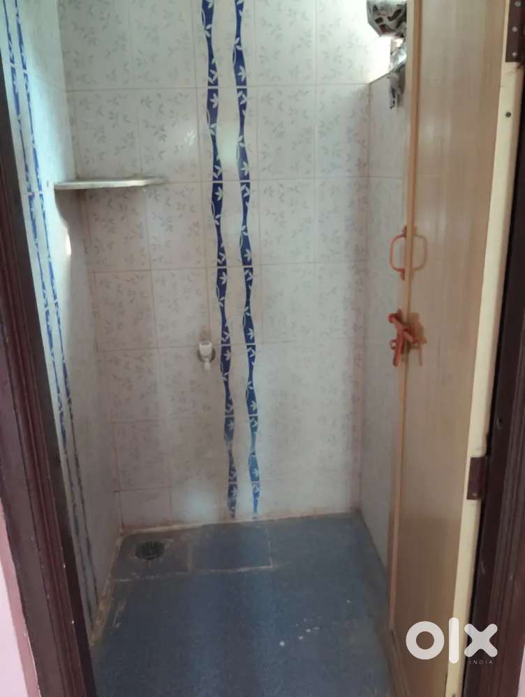 1bhk indipendenc House shatadbi sq manish nagar road near by all