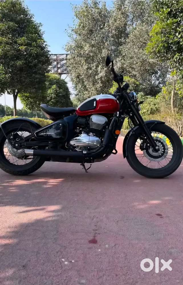 Jawa 42 bobber jasper red