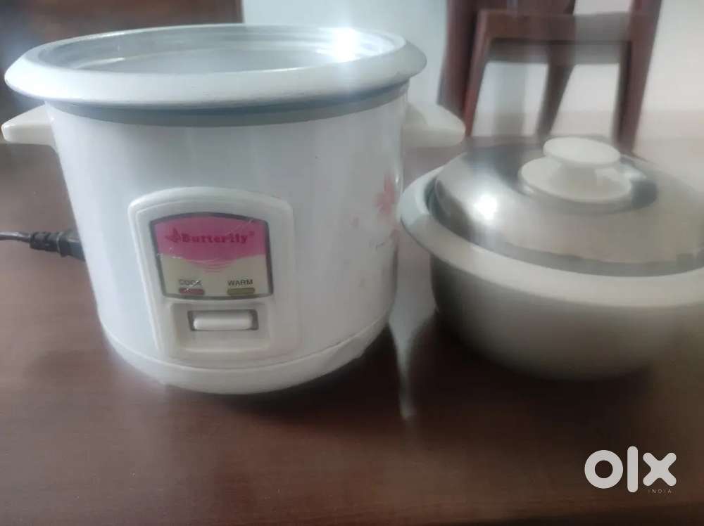 Butterfly 0.6L Rice Cooker with 2 Rice Pots