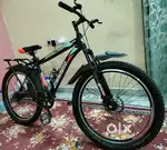 Zipper cycle with disc brakes