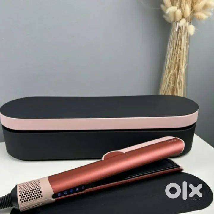 Dyson Airstrait Straightener in Ceramic Pink and Rose Gold