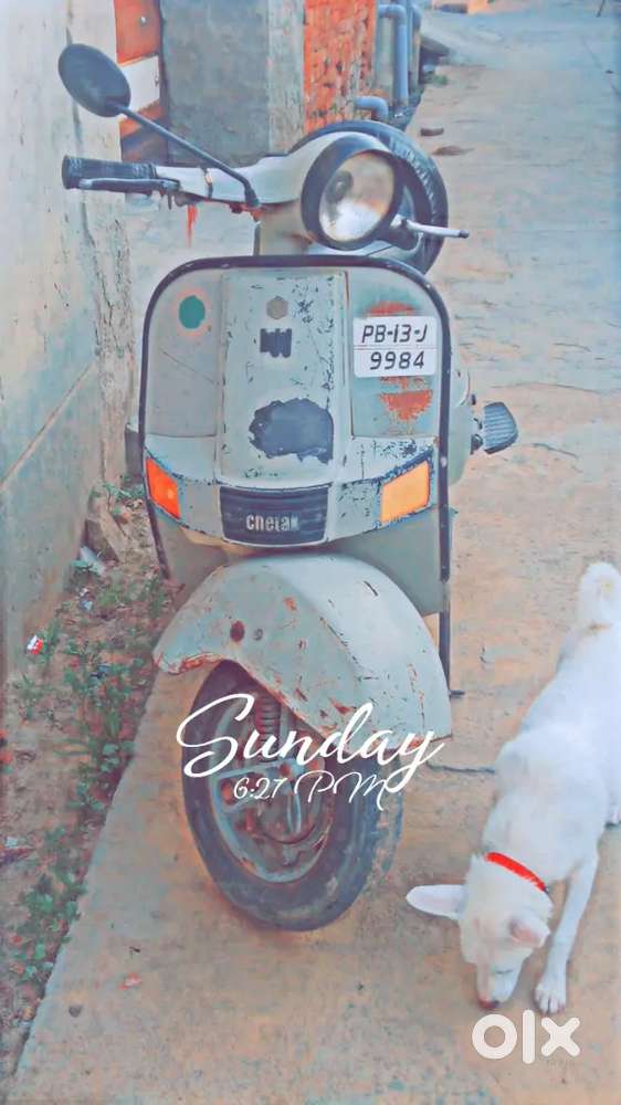 Chetak 2001 model scooter