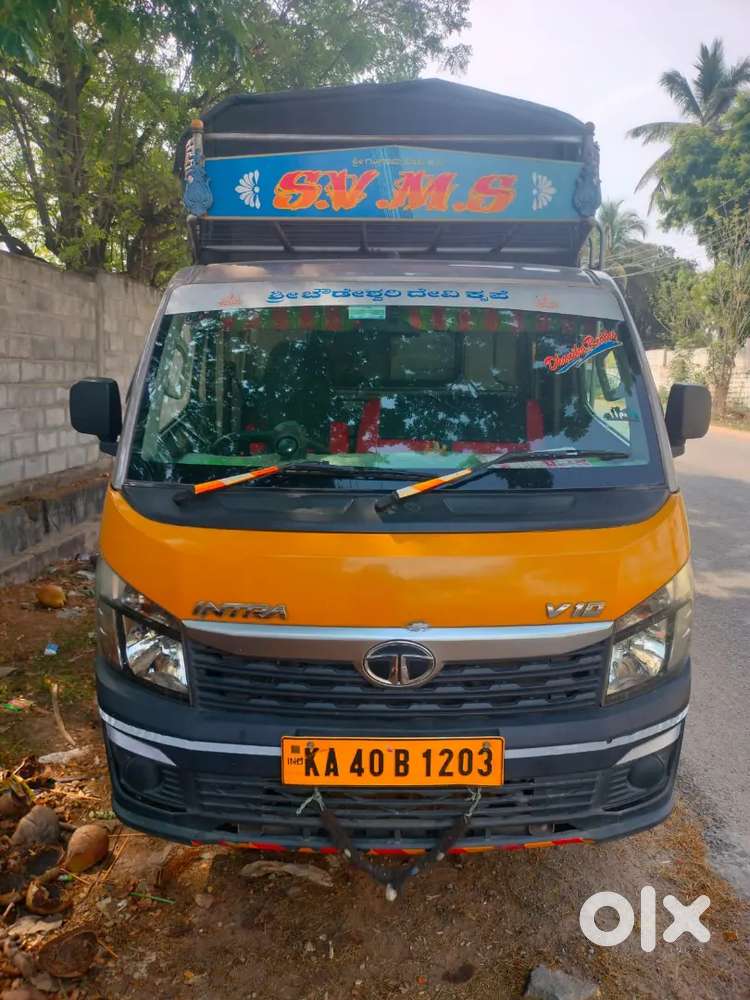 Tata intra good condition and all documents