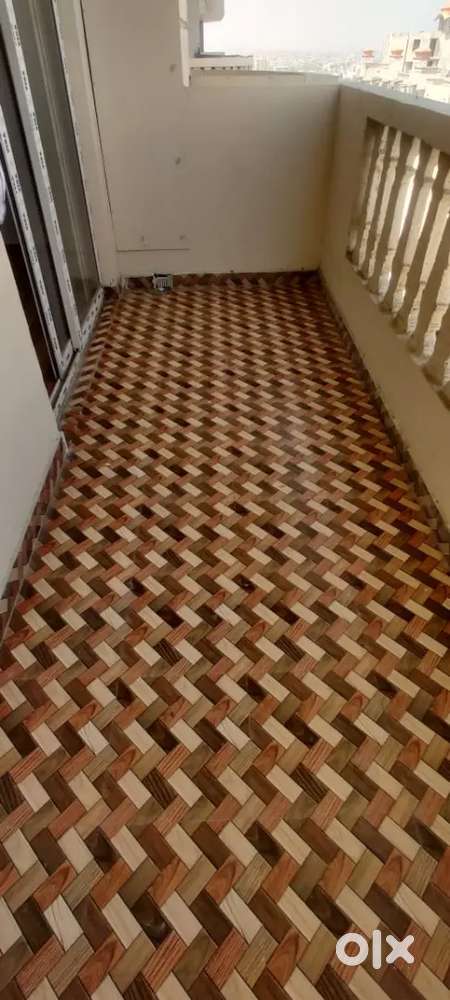 Ready to move 2+1 bhk flat