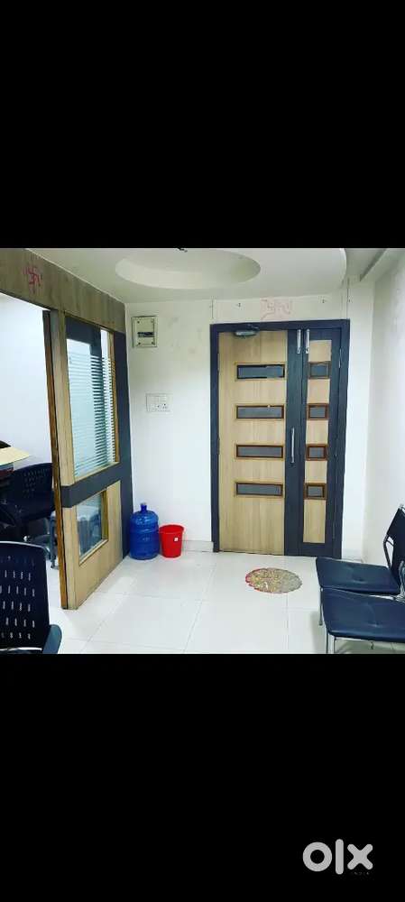 500 Sqft Good Fullyy Furnished Office Rent Exhibition Road Chauraha